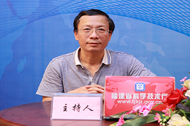 主持人.jpg